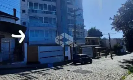 Apartamento 2 dormitórios,  sacada com churrasqueira, elevador, 1 vaga no Rio Branco