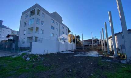 Terreno a venda com Pavilhão de 410 m² com Mezanino.