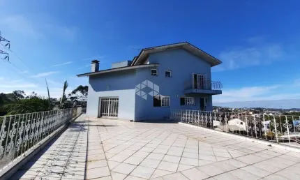 Casa com 4 quartos à venda na Nelson Carril Garcia Filho, 25, Charqueadas, Caxias do Sul