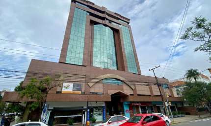 Sala Comercial de 38 m² com 2 vagas de garagem no bairro Menino Deus