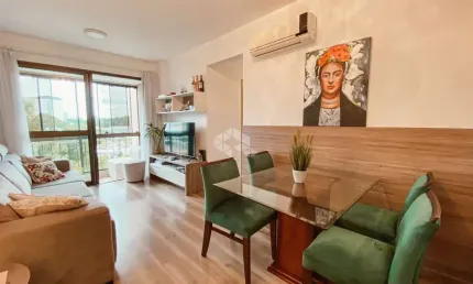 Apartamento de 03 dormitórios e 02 vagas com 70m²  no bairro Partenon