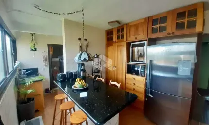 Apartamento de 03 dormitórios e 01 vaga com 112m² no bairro Higienópolis em Poa.