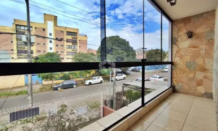 Casa com 3 quartos à venda na Rua Ângelo Barcelos, 75, Vila João Pessoa, Porto Alegre