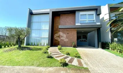 Casa com 4 quartos à venda na São Pedro, 595, Santa Luzia, Capão da Canoa