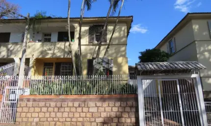 Apartamento de 03 dormitórios e 04 vagas com 65m² no bairro Passo da Areia em Poa.