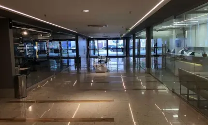 apartamento de 38,38m² com 1 dormitorio e 1 vaga no bairro Centro.