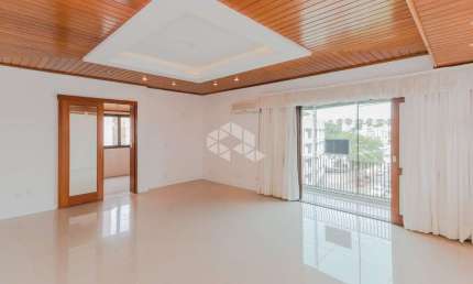 Cobertura de 03 dormitórios e 02 vagas com 165m² no bairro Santana em Poa