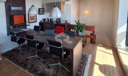 Sala Comercial na Carlos Gomes, duplex( com terraço e vista)