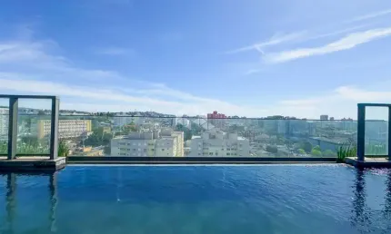Apartamento 2 quartos com uma suíte e 1 vaga /box no Bairro Farroupilha.