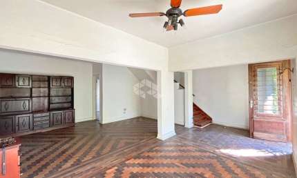 Casa com 4 quartos à venda na Rua Carazinho, 64, Petrópolis, Porto Alegre