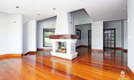 Casa com 4 suítes, piscina, jardim de inverno no bairro Chácara das Pedras