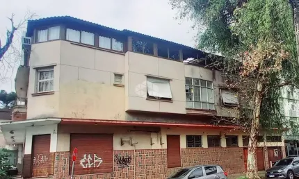 Terreno com depósito à venda no Bairro Higienópolis em Porto Alegre/RS