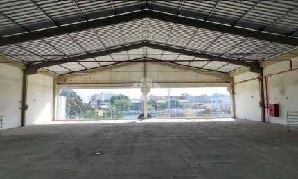 Pavilhão e depósito amplo na zona norte, próximo ao triangulo da Assis Brasil.