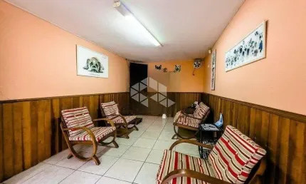 Casa comercial à venda na Avenida Protásio Alves, 2770, Petrópolis, Porto Alegre