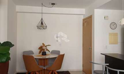 Apartamento 2 quartos semi mobiliado com vaga de garagem