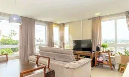 Viva em um lugar privilegiado em Canoas! Este apartamento de 2 dormitórios, sendo 1 suíte, oferece uma vista espetacular de Porto Alegre, Canoas e Are