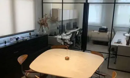 Sala comercial para venda no bairro petrópolis em porto alegre.
