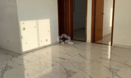 Apartamento á venda com quintal. Zona Leste de São Paulo.