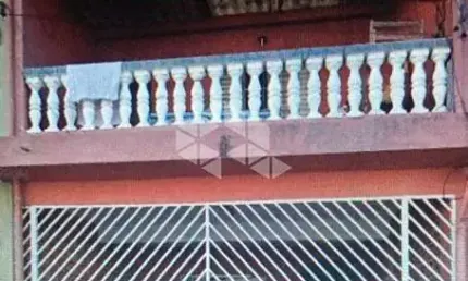 Sobrado á Venda, 3 Dorm., 2 Vaga(s), Limoeiro, São Paulo.