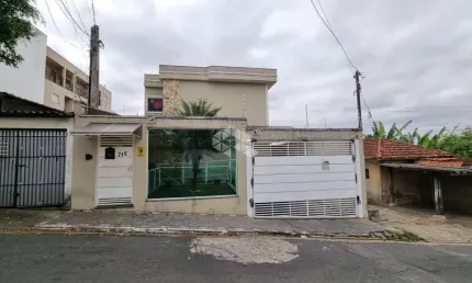 Apartamento á venda em São Miguel Pta. com 2 dormitórios e 1 vaga de garagem.