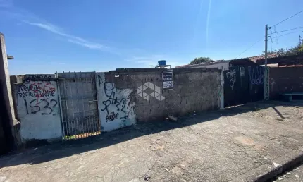Terreno à venda em frente a Praça Jandaíra Área total: 10x44=440m².