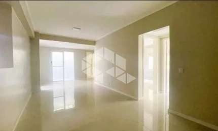Apartamento térreo, 3 quartos sendo 1 suíte, bairro JD. Salso em Porto Alegre.