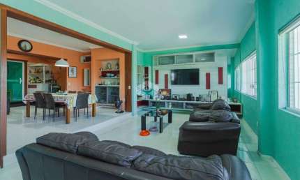 casa sobrado 4 dormitorios/1suite com 5 vagas na Boa Vista.