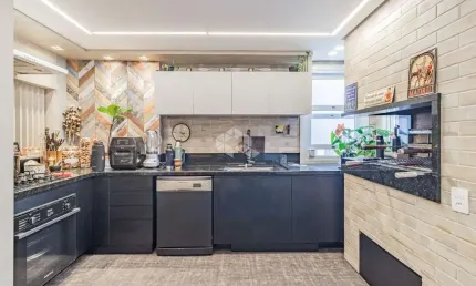 Belíssimo apartamento de 3 dormitórios, reformado, av. carlos gomes com nilo peçanha