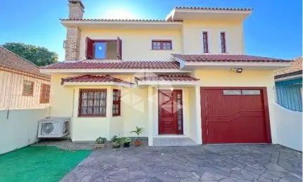Casa com 3 quartos e 119m² à venda no bairro Cavalhada, Porto Alegre