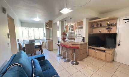 APARTAMENTO COM 55,36 m² PRIVATIVOS, 2 DORMITÓRIOS E 1 VAGA NO BAIRRO GUARUJÁ