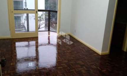 ? Apartamento ideal para estudantes da PUC! Reformado, 1 dormitório