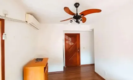 Apartamento com 02 dormitórios sem vaga, bairro Tristeza