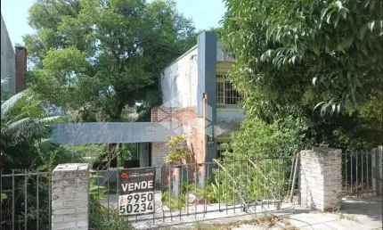 Casa com 3 quartos à venda na Rua Professor Emílio Meyer, 338, Vila Conceição, Porto Alegre