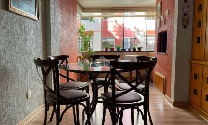 Apartamento de 3 dormitórios,  com ótima funcionalidade e localização privilegiada no bairro Tristeza