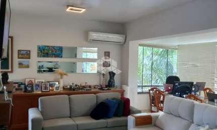Apartamento com 3 dormitórios e 2 vagas para venda no Rio Branco!