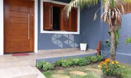 Casa com 3 quartos à venda na Rua Sargento Bruno Feldmann, 80, Guarujá, Porto Alegre