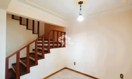 Casa com 3 quartos à venda na Avenida Cruz Alta, 416, Nonoai, Porto Alegre