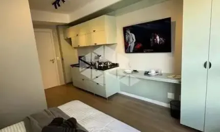 Apartamento à venda em SP, na Vila Firmiano Pinto, MOBILIADO, com 1 quarto, 1 sala, 1 terraço, 1 banheiro e 21,00 m² de área. Oportunidade única! LAZE