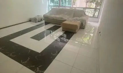 Apartamento na Aclimação, com 03 quartos, sendo 01 suíte e 3 vagas de garagens.