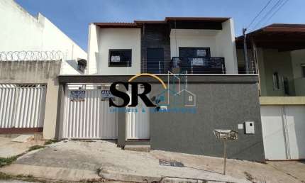 Casa com 3 quartos à venda na Cidade Nova, Governador Valadares 