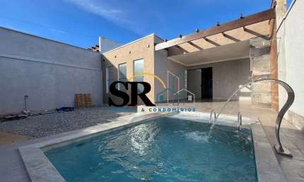 Casa com 3 quartos à venda no Castanheiras, Governador Valadares 