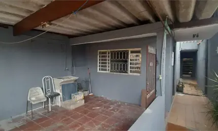 Sobrado 03 quartos a venda  - Região Chácara Santana