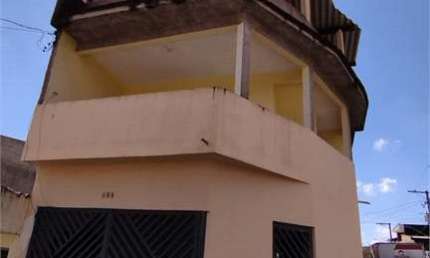 Sobrado com 6 imóveis para renda, residencial e comercial Região do Terminal Varginha!