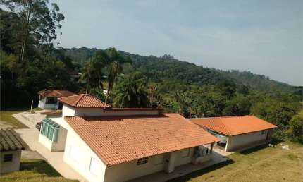 Chácara à venda toda reformada Jardim Álamos  - Parelheiros SP