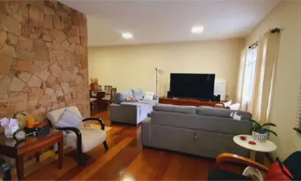 Casa com 9 quartos à venda em Vila Santa Maria - SP