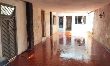 Casa com 2 quartos à venda na Rua Guilherme Guinle, 52, Socorro, São Paulo