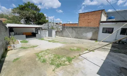 Casa térrea com 6 quartos à venda em Cidade Ipava - SP