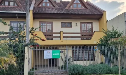 Excelente triplex para locação no bairro Vila Izabel