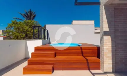 Casa triplex com 4 suites com piscina e churrasqueira em itaipu