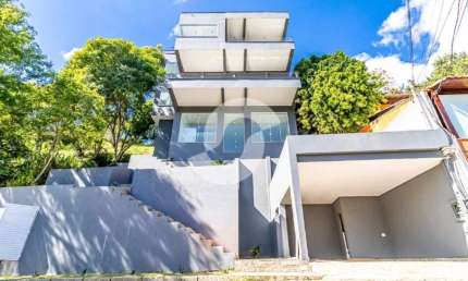 Casa com 5 Quartos à venda, 436 m² por R$ 1.190.000 - Pendotiba - Niterói/RJ